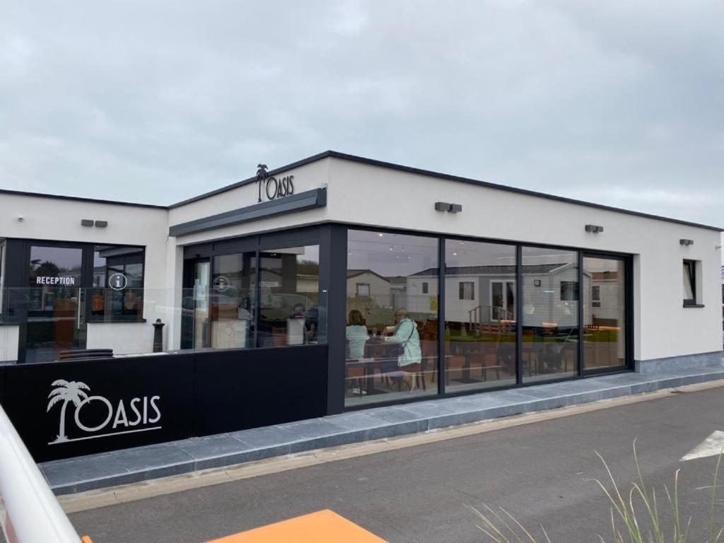 Camping Oasis Middelkerke Romy 1, 2, 3, 4 Oostende Ngoại thất bức ảnh